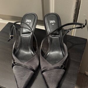 Zara Black Women's satin black Heels